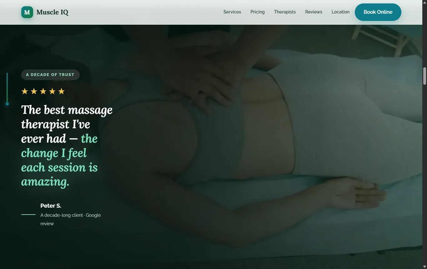 Muscle IQ site detail — booking and reviews section.
